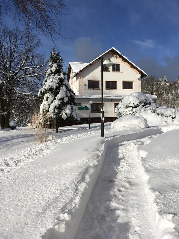 Penzion Relax Rybniste Екстер'єр фото